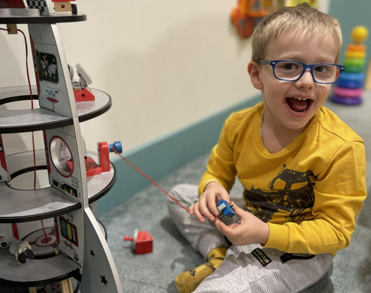 У ребенка киста на десне — что делать и как лечится эта проблема