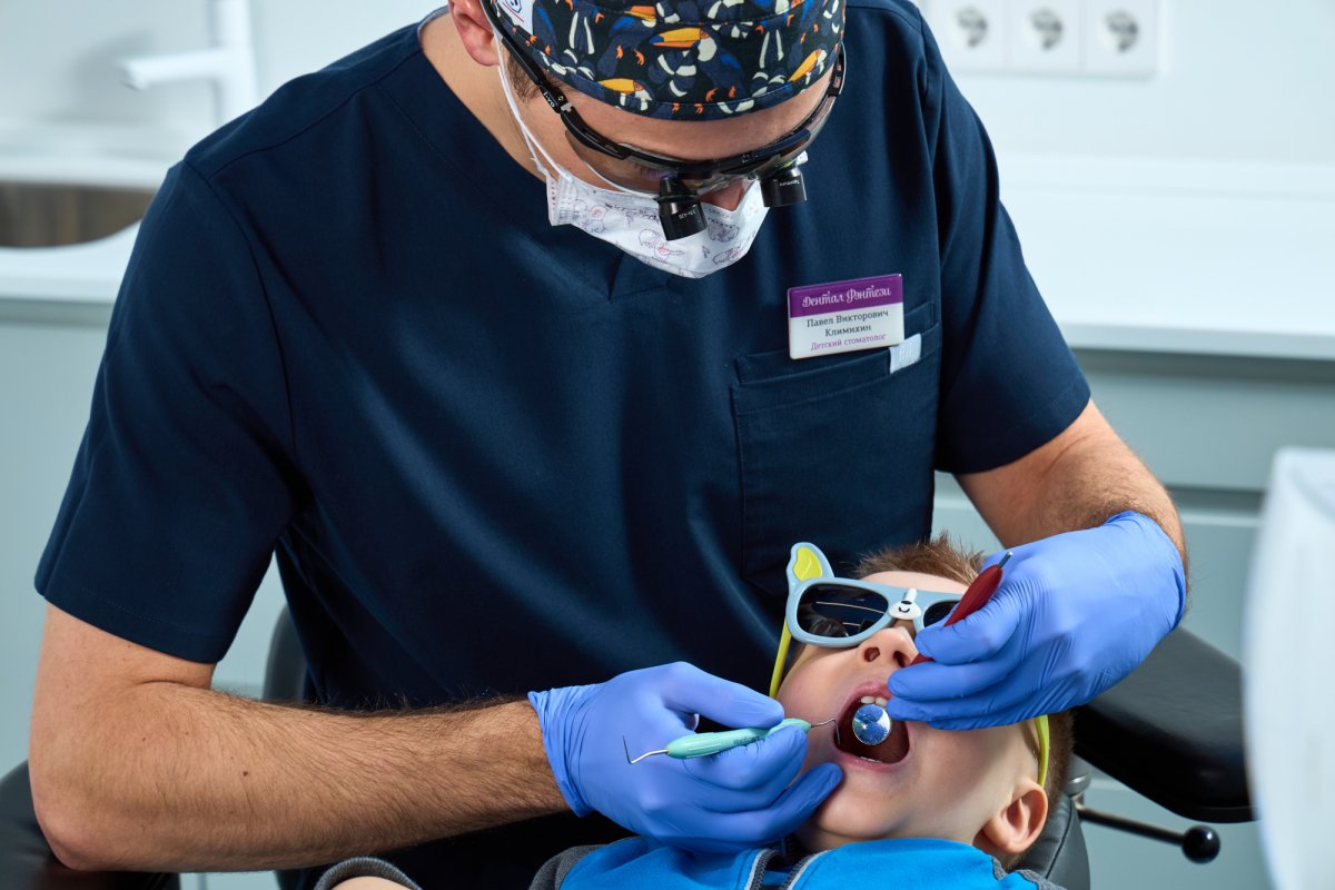 Разрыв уздечки верхней губы у ребенка