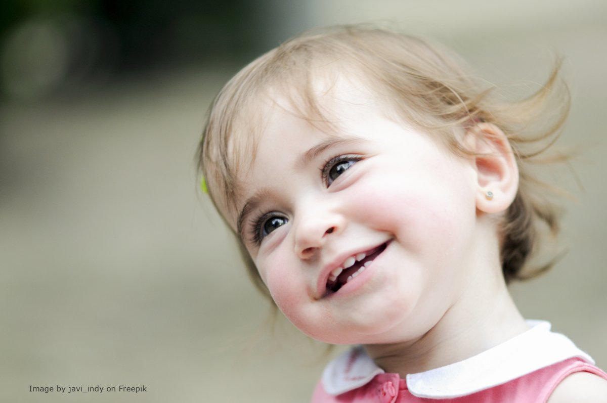 Белый налет на небе у ребенка — причины, симптомы и лечение